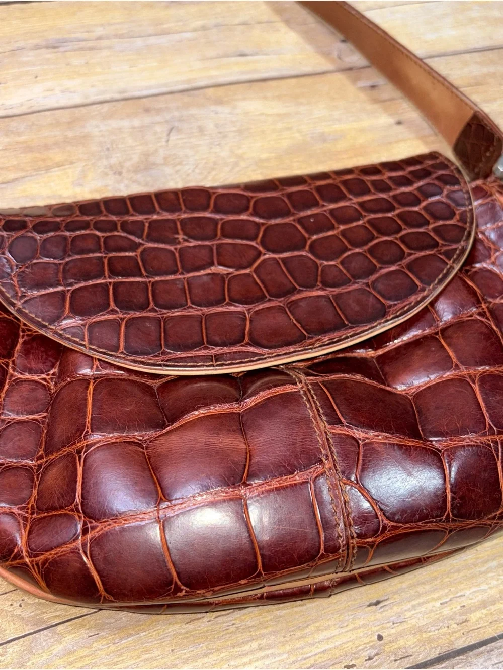 Brown Croc-Embossed Leather Crossbody Bag 100% real Alligator